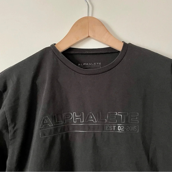 Alphalete  Long Sleeve Crop Work Out Top - Picture 3 of 4